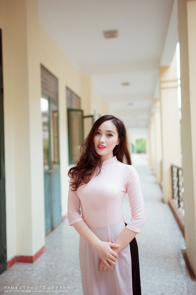 丰满人妇精油按摩